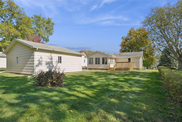 509 S F Street, Indianola, IA 50125