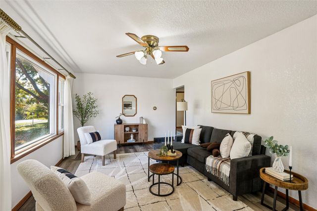 509 S F Street, Indianola, IA 50125