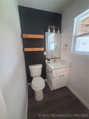 4811 S 89th East Place, Tulsa, OK 74145