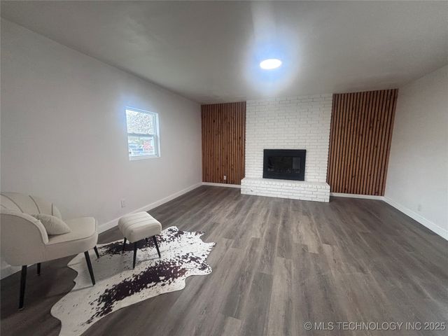 4811 S 89th East Place, Tulsa, OK 74145