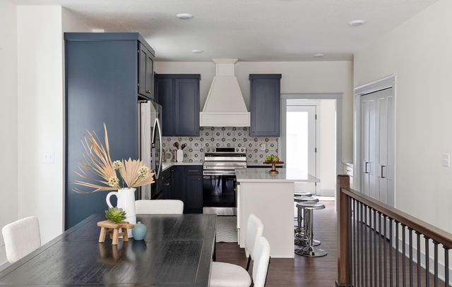 417 E Granger Avenue, Des Moines, IA 50315