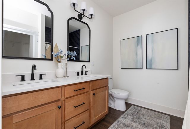 417 E Granger Avenue, Des Moines, IA 50315