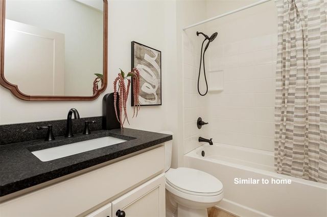 417 E Granger Avenue, Des Moines, IA 50315