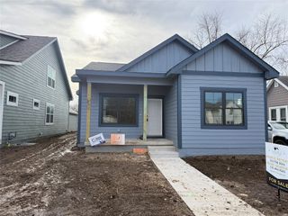 417 E Granger Avenue, Des Moines, IA 50315