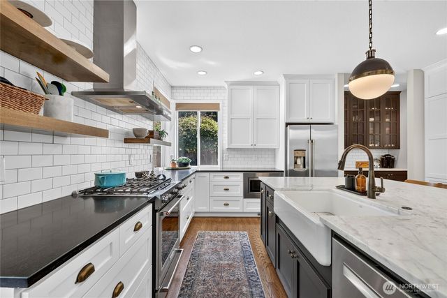 118 246th Way SE, Sammamish, WA 98074