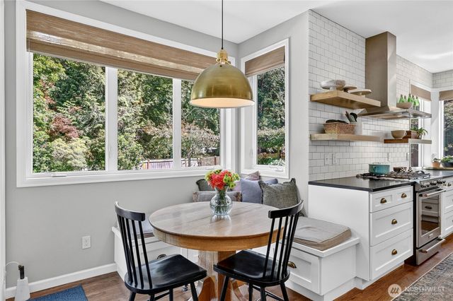 118 246th Way SE, Sammamish, WA 98074