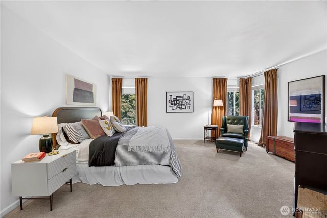 118 246th Way SE, Sammamish, WA 98074
