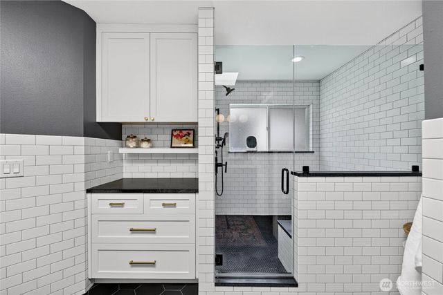 118 246th Way SE, Sammamish, WA 98074