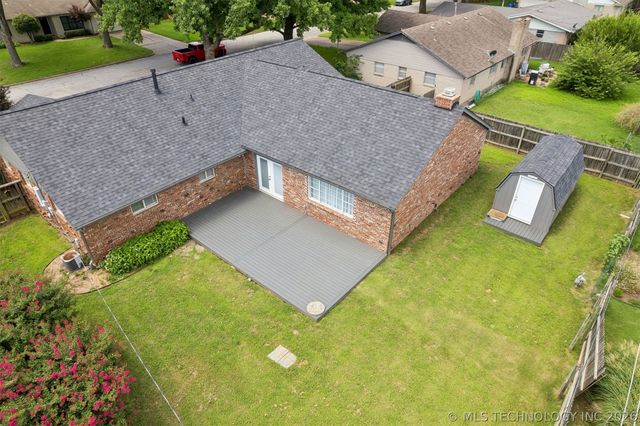 1863 E 57th Place, Tulsa, OK 74105