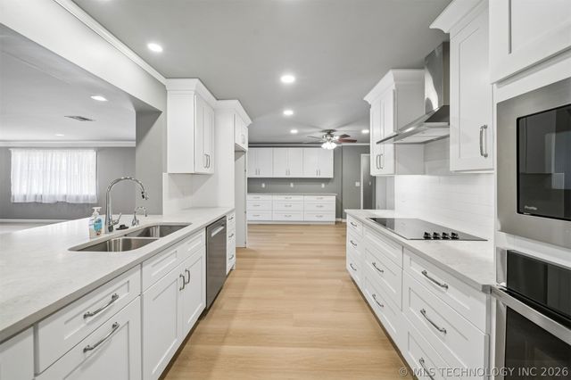 1863 E 57th Place, Tulsa, OK 74105