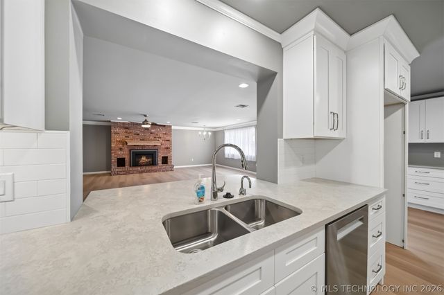 1863 E 57th Place, Tulsa, OK 74105