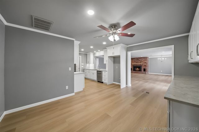 1863 E 57th Place, Tulsa, OK 74105