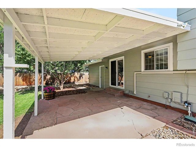 2401 Bowen Street, Longmont, CO 80501