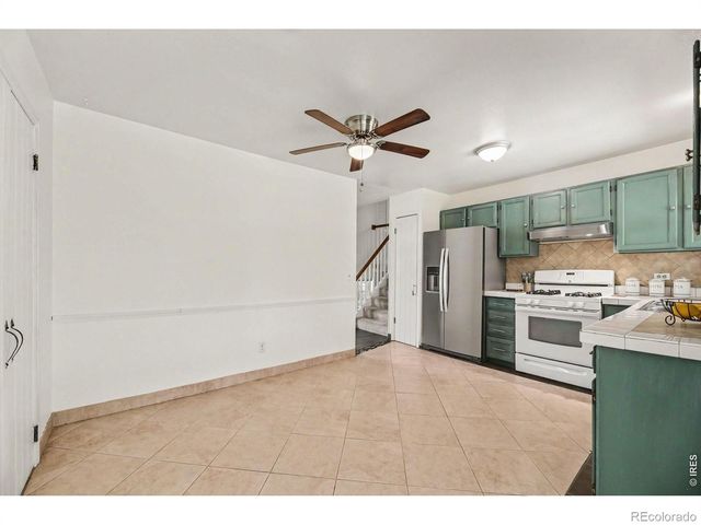2401 Bowen Street, Longmont, CO 80501