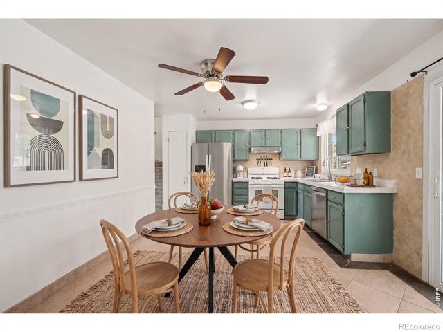 2401 Bowen Street, Longmont, CO 80501