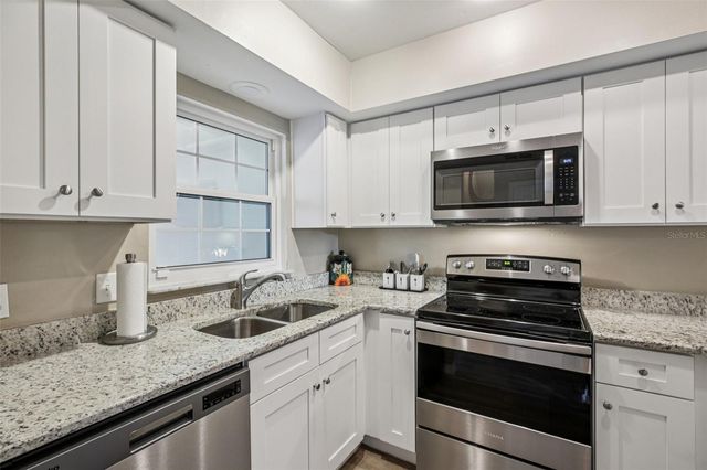 112 S PRIMROSE DRIVE, Orlando, FL 32803