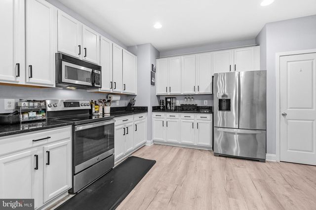 1210 PEKIN RD, Pasadena, MD 21122