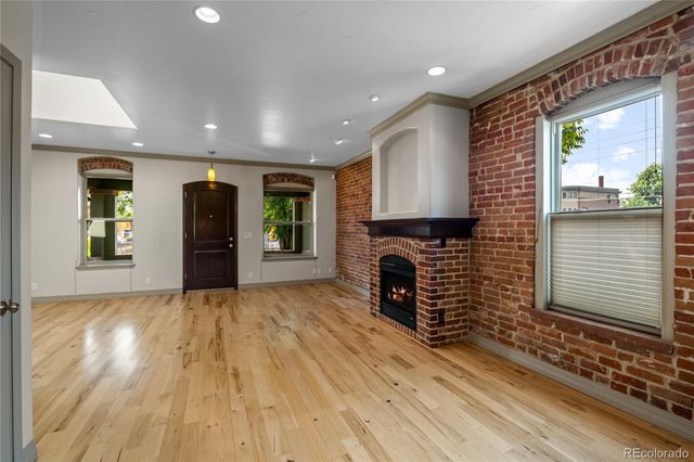 1275 S Clayton Street, Denver, CO 80210