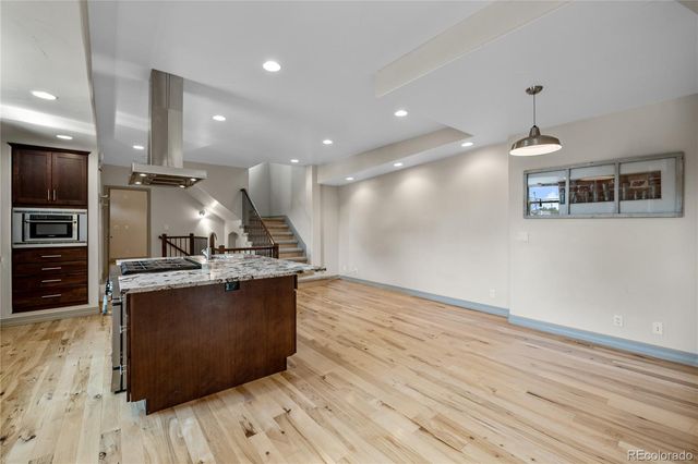 1275 S Clayton Street, Denver, CO 80210