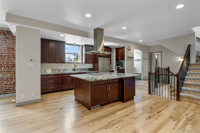 1275 S Clayton Street, Denver, CO 80210