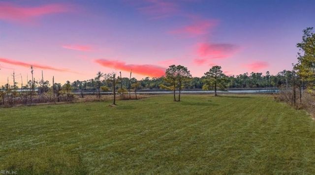 408 York Point RD, Seaford, VA 23696