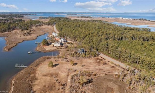 408 York Point RD, Seaford, VA 23696