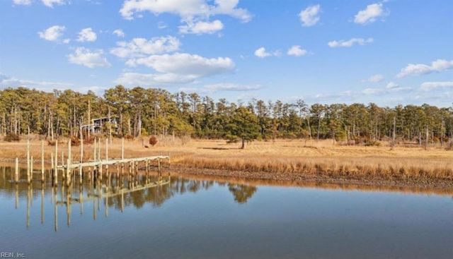 408 York Point RD, Seaford, VA 23696