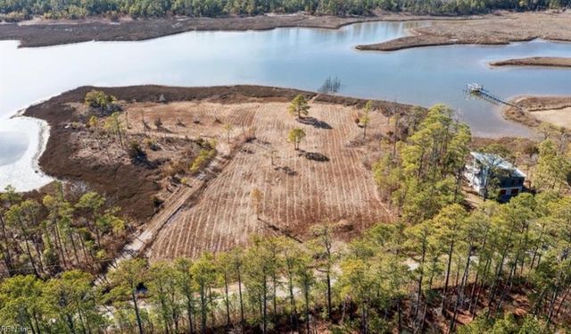408 York Point RD, Seaford, VA 23696