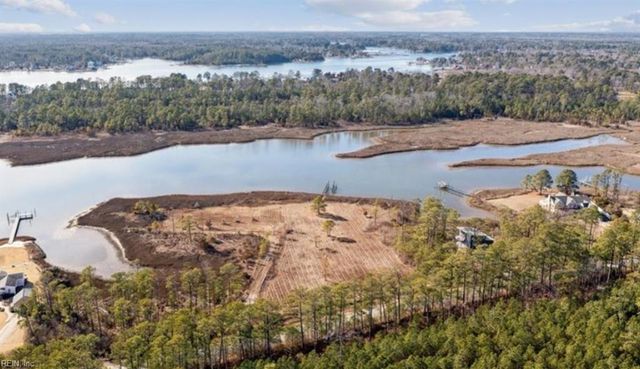 408 York Point RD, Seaford, VA 23696