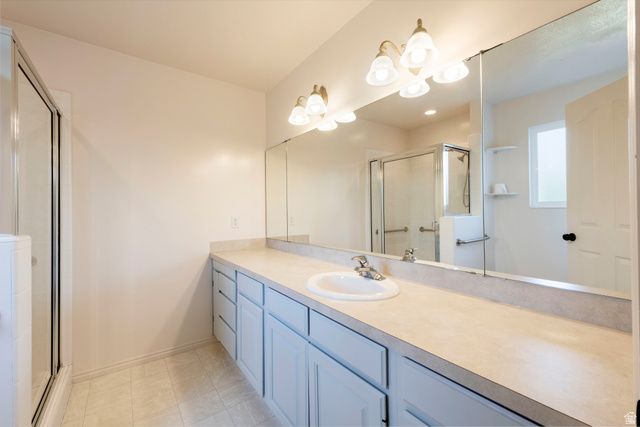 858 N CRIMSON LN, Kaysville, UT 84037