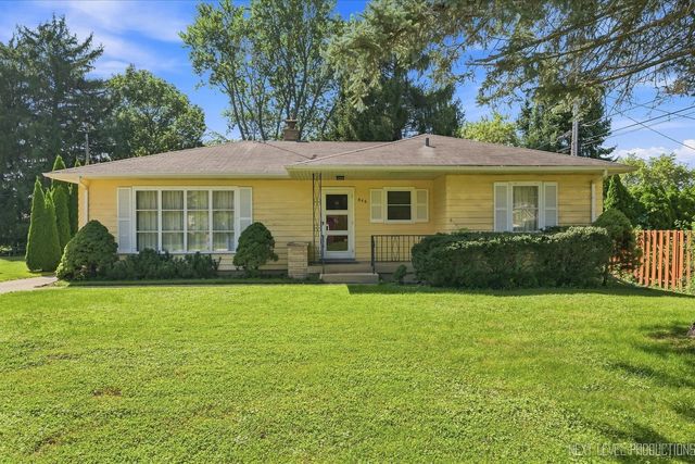 846 N Fifth Avenue, Geneva, IL 60134