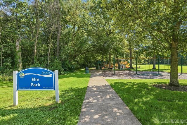 846 N Fifth Avenue, Geneva, IL 60134