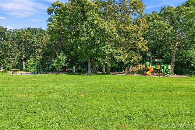 846 N Fifth Avenue, Geneva, IL 60134