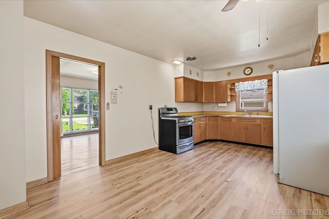 846 N Fifth Avenue, Geneva, IL 60134