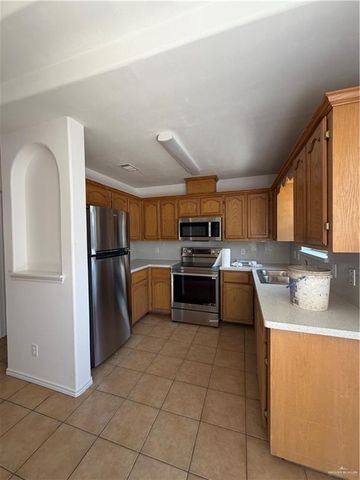 2508 Cervantes Avenue, Edinburg, TX 78541