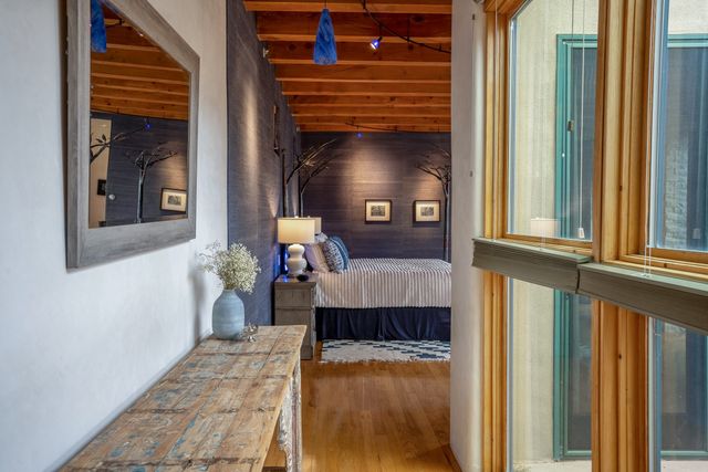 72 Happy Trails, Santa Fe, NM 87505