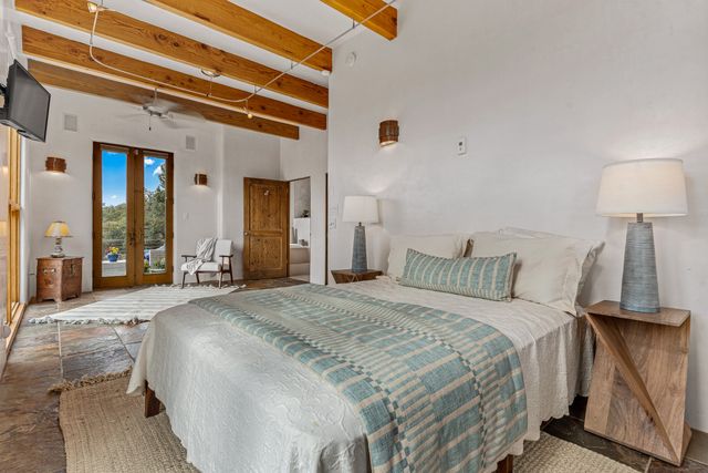 72 Happy Trails, Santa Fe, NM 87505