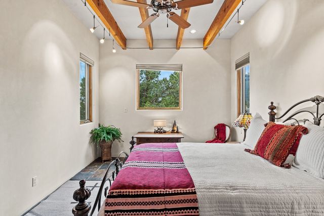 72 Happy Trails, Santa Fe, NM 87505