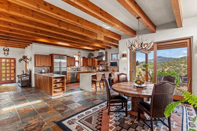 72 Happy Trails, Santa Fe, NM 87505