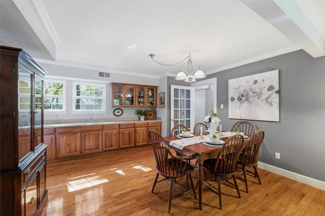 1204 Forrest Drive, Arlington, TX 76012