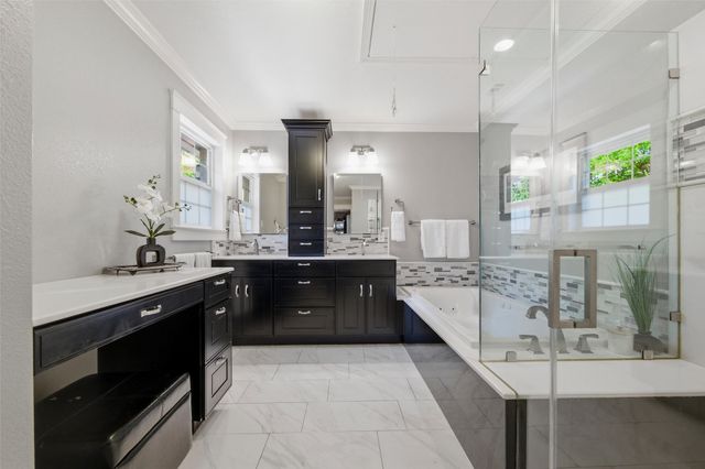 1204 Forrest Drive, Arlington, TX 76012