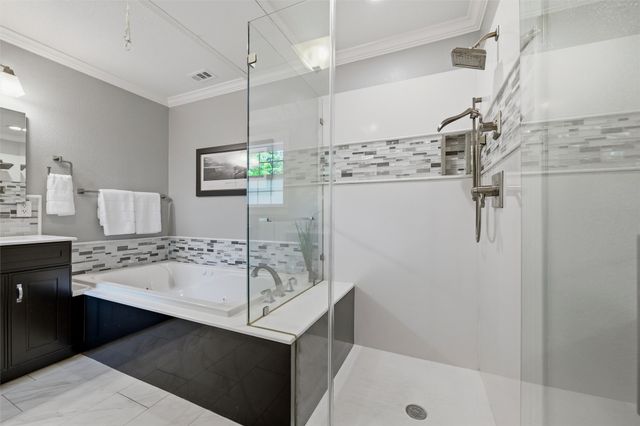 1204 Forrest Drive, Arlington, TX 76012