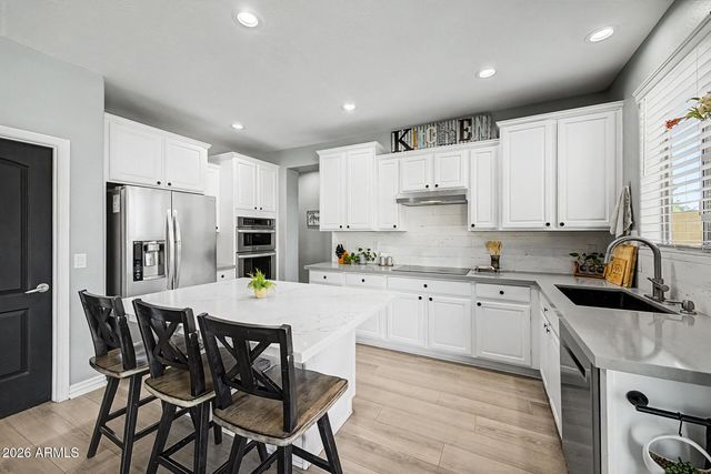 9102 W WHITE FEATHER Lane, Peoria, AZ 85383