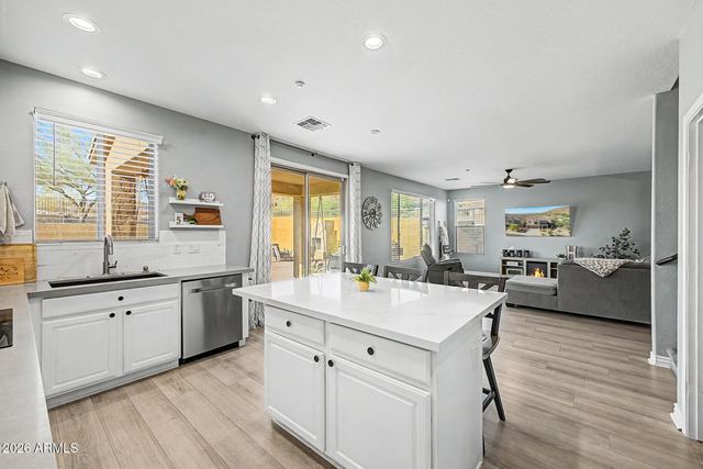 9102 W WHITE FEATHER Lane, Peoria, AZ 85383