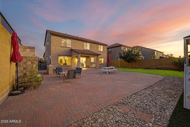 9102 W WHITE FEATHER Lane, Peoria, AZ 85383