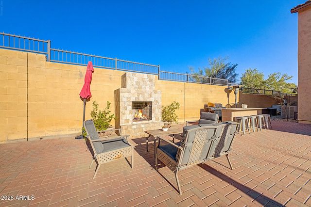 9102 W WHITE FEATHER Lane, Peoria, AZ 85383