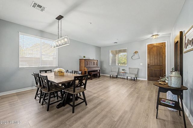 9102 W WHITE FEATHER Lane, Peoria, AZ 85383