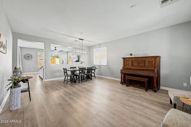 9102 W WHITE FEATHER Lane, Peoria, AZ 85383