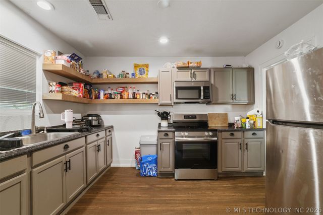 1320 N 4th Avenue, Durant, OK 74701