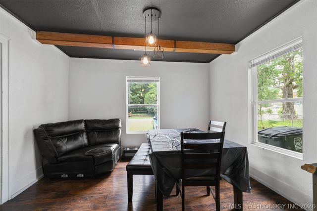 1320 N 4th Avenue, Durant, OK 74701